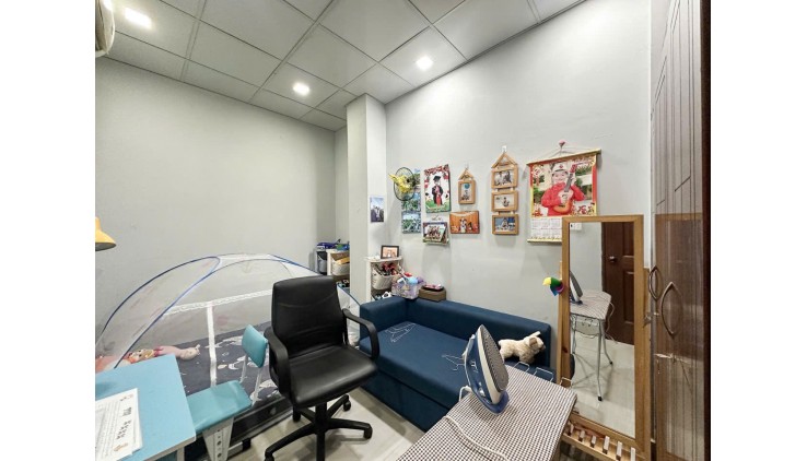 BÁN NHÀ CHÍNH CHỦ - SIÊU HIẾM - HẺM 15M - MĂT TIỀN D2 - BÌNH THẠNH - P25 - NGUYỄN GIA TRÍ - ĐANG CHO THUÊ 35TR/THÁNG - BÁN 7.8 TỶ