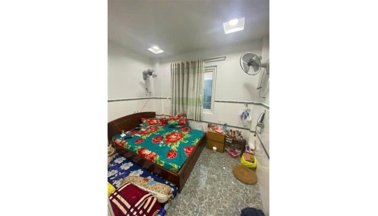 Bình Tân Đ số 8B giáp Tân Phú 32m2 ,3 Tầng 3 pn Nhỉnh 3 tỷ