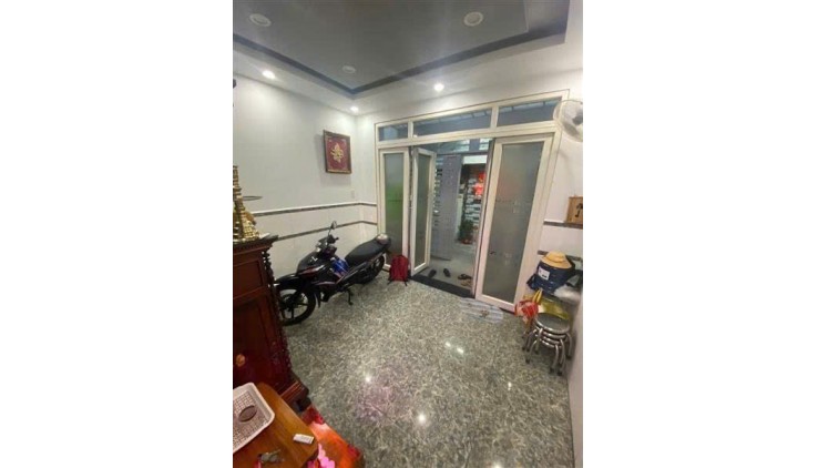 Bình Tân Đ số 8B giáp Tân Phú 32m2 ,3 Tầng 3 pn Nhỉnh 3 tỷ