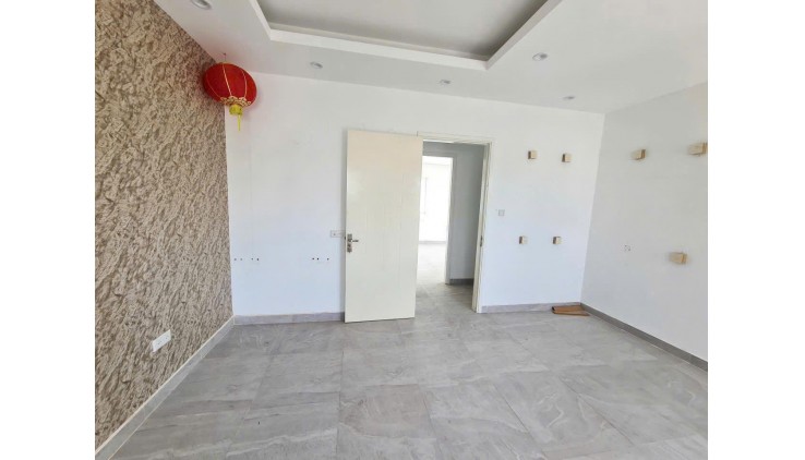 Bán nhà Mega Village Khang Điền, lô góc bề thế, 2 mặt tiền, 130m2, 3 tầng, chỉ 11.7 tỷ còn TL
