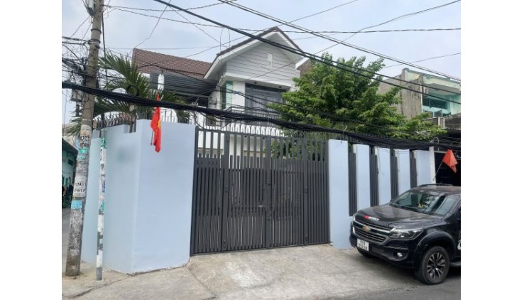 Bình Tân ! CHO THUÊ MB 10m x 14m , Trầng trệt Nhà Villa , MT đường khu kinh doanh sầm uất, thuê 25 tr  Tel : 0789223839 ( chính chủ )