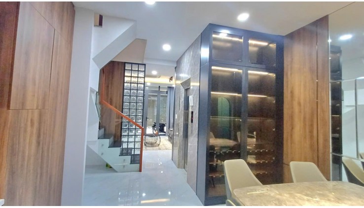 BÁN NHÀ CHÍNH CHỦ - P4 TÂN BÌNH - 5PN LỚN - 7WC - CÓ THAN MÁY - TẶNG FULL NỘI THẤT - KINH DOANH ĐA NGÀNH NGHỀ - BÁN 15.4 TỶ