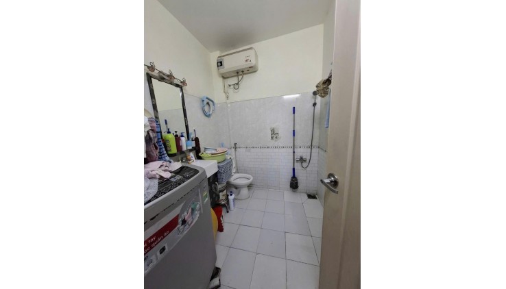 GIÁP QUẬN 10 - BA GÁC THÔNG - HƠN 50M RA XE HƠI - 36M2 - CHỈ NHỈNH 4 TỶ