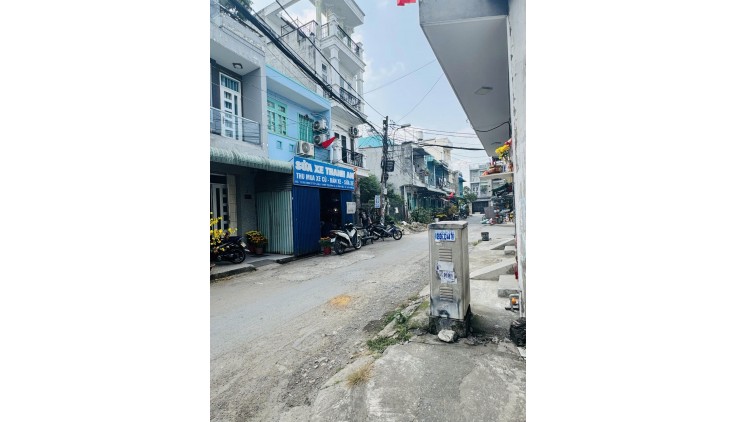 Cho thuê Mb diện tích: 40m2 (4 m* 10 m) .                                                            .