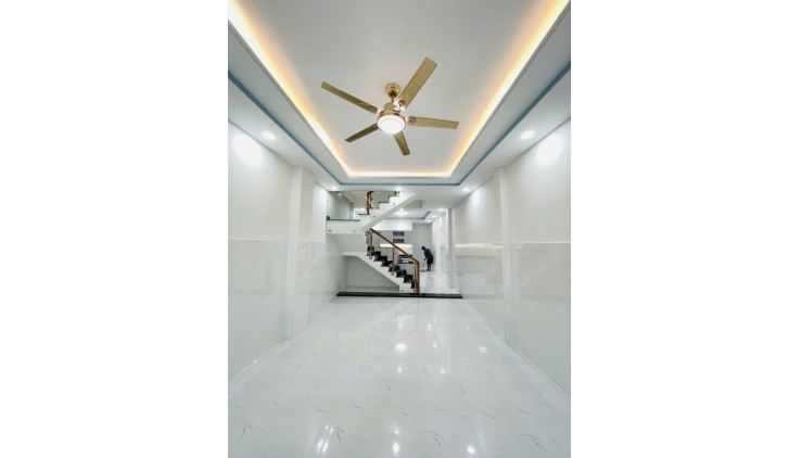 Siêu Phẩm Hương Lộ 3 giáp Tân Phú xe hơi vào nhà 60m2,2 Tầng Nhỉnh 5 tỷ