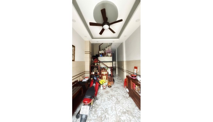 Bán nhà 1/ hẻm oto Tân Hương quận Tân Phú dt 4 x 20-2Tang chỉ 6,4 tỷ tl