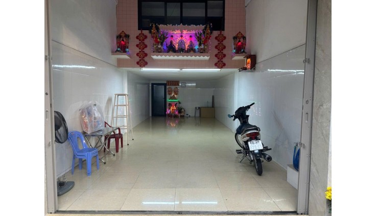 Cho thuê mặt bằng kinh doanh mặt tiền q5 đường Lương Nhữ Học