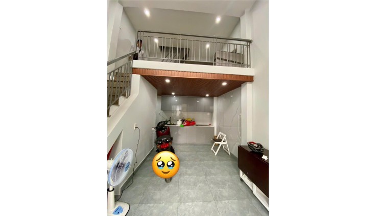 SIÊU PHẨM - HƠN 3 TỶ - 4 TẦNG - HẺM NHỰA XE TẢI 6M - P10 TÂN BÌNH