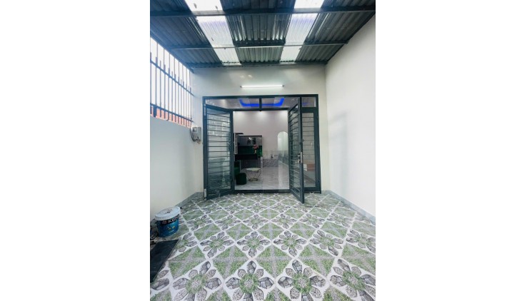 Đất đẹp- giá tốt cần bán nhanh lô đất tặng kèm nhà cấp 4 vị trí tại quận 12, TPHCM