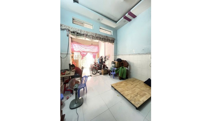 Hàng Thơm nhà  Phạm Đăng Giảng ngay chợ gần Tân Phú 72m2 , 3Tầng Nhỉnh 4 tỷ