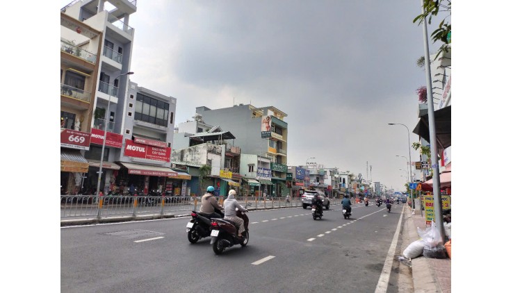 Hàng Thơm Gấp bán nhà Tân Kỳ Tân Quý sát mặt tiền 63m2,2 Tầng Nhỉnh 3 tỷ