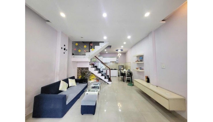 TÂN BÌNH GIÁP Q10,Q11 - 40M2 - 2 TẦNG - MỚI Ở NGAY - 1 CĂN RA Ô TÔ -  CHỈ NHỈNH 5 TỶ