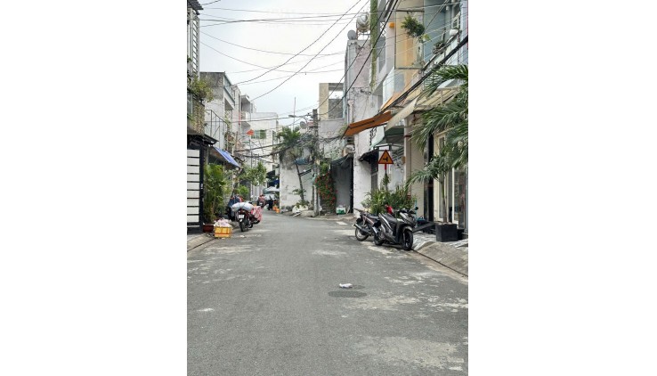 Bán nhà mới hẻm oto Lê Thúc Hoạch quận Tân Phú 4,2 x 11-4tang chỉ 6.5 tỷ tl