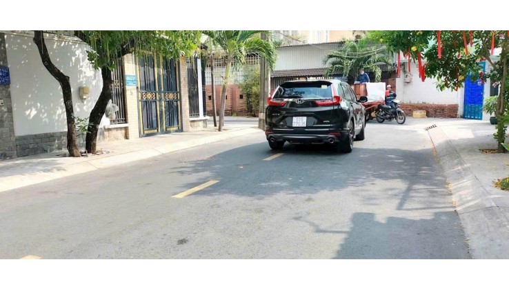 Bán Đất trống, Hẻm Dương Quảng Hàm - P6, Gò Vấp, DT: 6x20m, Sổ Vuông , giá 14.5 tỷ.