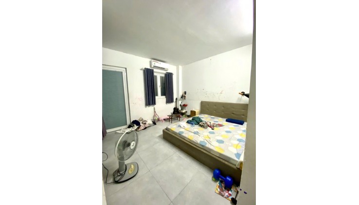 HXH - 70M2( 5x12) - 2 TẦNG Ở NGAY - 3PN - ĐI BỘ RA SIÊU THỊ METRO - GIÁP GÒ VẤP- CHỈ NHỈNH 4TỶ