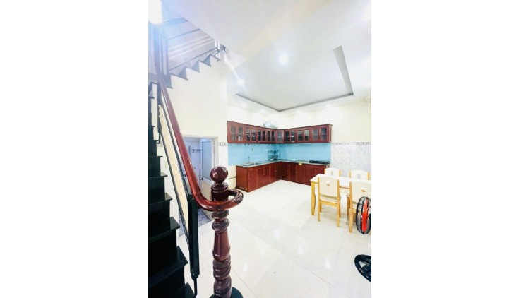 *Bán gấp nhà 1 sẹc Miếu Gò Xoài Lê Văn Quới hẻm xe hơi 48m2,2 Tầng Nhỉnh 4 tỷ