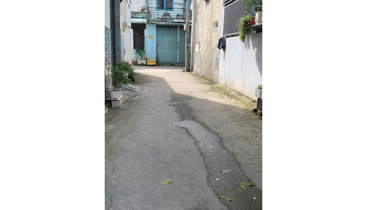 GẦN 100m2 - CHỈ 4.2 TỶ - HIỆP THÀNH Q12 - VF3 VÀO NHÀ - HẺM THÔNG - C4 Ở NGAY
