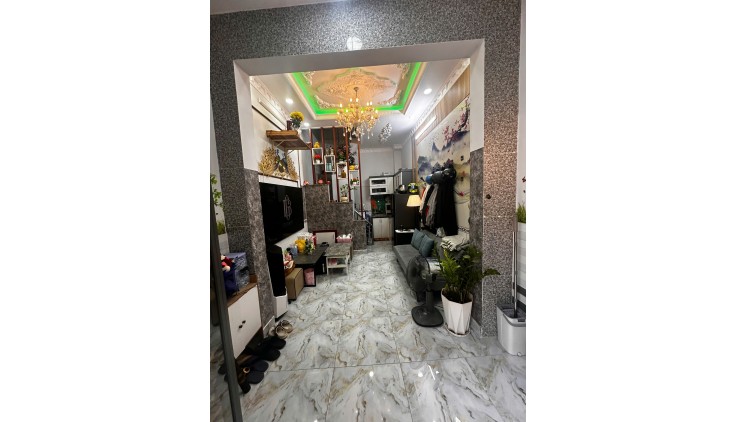 Chính chủ cần bán nhà hẻm xe hơi, xe tải