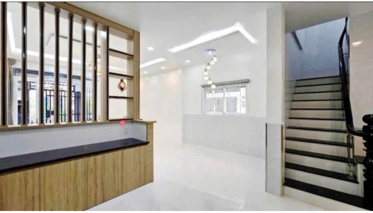 NHÀ PHẠM VĂN CHÍ QUẬN 6 2 TẦNG 4.6x17M CHỈ 8.x TỶ