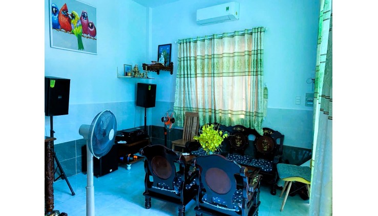 Bán nhà 2 mặt tiền đường 6, Linh Tây, 56m2, 2 tầng, 5 tỷ, sổ hồng hoàn công