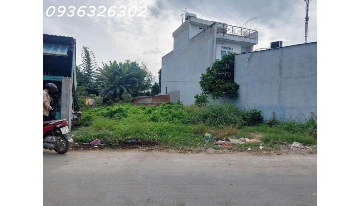 Đất Ở Mặt Tiền Tân Xuân Trung Chánh 2 Hóc Môn 300m2 Ngang Khủng 10