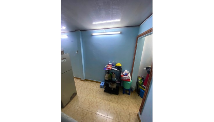 HXH nhỏ 42m2 2 tầng Quận 6 Hồng Bàng 3 tỷ xí.