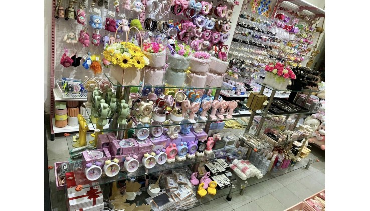 Chuyển nhượng shop quà tặng, phụ kiện tại mặt đường Bình Quới, Thanh Đa, Bình Thạnh, Hồ Chí Minh