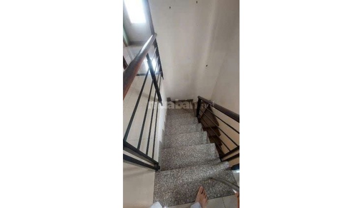 Cần bán nhà mặt tiền đường lớn ,đông dân cư, gần uỷ nhân dân phường An Phú Đông. Q12