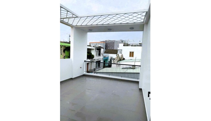 Bán nhà mới 3 tầng 84m², 3PN, sổ hồng hoàn công, 8.8 tỷ - đường 7, Linh Trung