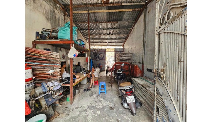 BÁN MIẾNG ĐẤT BIỆT THỰ SÁT BÊN PHÚ MỸ HƯNG 

VIP Q7
NGANG 4.5 DÀI 20 M
DƯỚI 8 TỶ