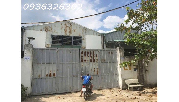Cần bán xưởng Tân Hiệp Hóc Môn 400m2 Ngang Khủng 40m