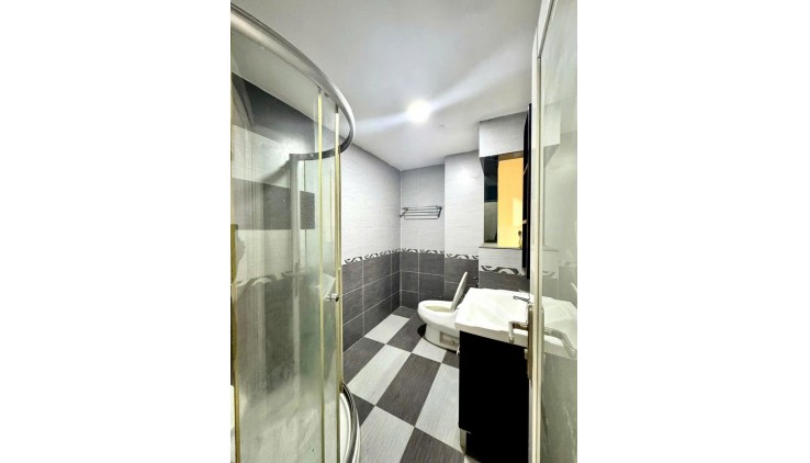 BÁN NHÀ CHÍNH CHỦ - NGUYỄN VĂN ĐẬU - P5 BÌNH THẠNH - 4 TẦNG 5PN LỚN - 35TR/THÁNG - HẺM 4M - BÁN 7.49 TỶ - TL - QUÁ TỐT TL