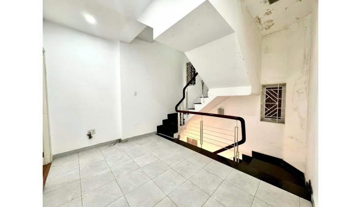 BÁN NHÀ CHÍNH CHỦ - NGUYỄN VĂN ĐẬU - P5 BÌNH THẠNH - 4 TẦNG 5PN LỚN - 35TR/THÁNG - HẺM 4M - BÁN 7.49 TỶ - TL - QUÁ TỐT TL