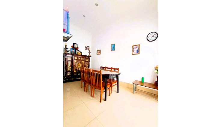 Bán nhà 61m2, 3 tầng, TN 80tr/năm, xe hơi vào nhà, 5 tỷ - đường 6, Linh Xuân - ngang 5m