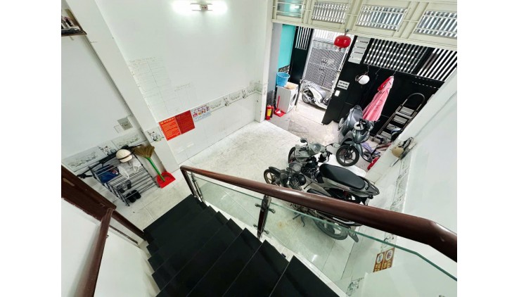 BÁN NHÀ CHÍNH CHỦ - DÒNG TIỀN 20TR/TH - VŨ TÙNG - BÌNH THẠNH - HẺM 3M - SÁT MT - 5PN LỚN - 4 TẦNG BTCT - BÁN GẤP 6.15 - RÁT BÉO