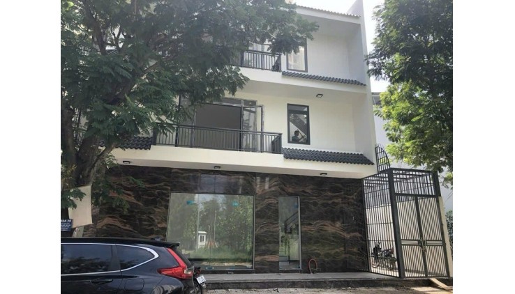 GẤP BÁN CHDV MỚI MÙI SƠN LÀNG ĐẠI HỌC LINH TRUNG TP THỦ ĐỨC. 33P CAO CẤP. GIÁ 20.5 TỶ. TL.