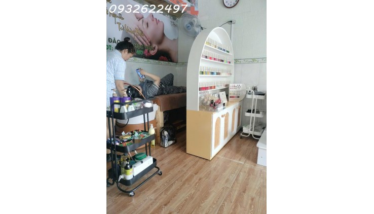 Cần sang tiệm Nails Mặt tiền đường Huỳnh Thị Hai Địa chỉ:  đường Huỳnh Thị Hai, P Tân Chánh Hiệp, Quận 12TP Hồ Chí Minh
