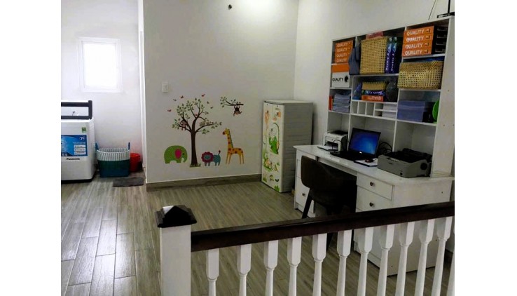 Bán nhà 2 tầng, 40m², 2PN, 4.2 tỷ - đường 38, Linh Đông, sổ hồng riêng