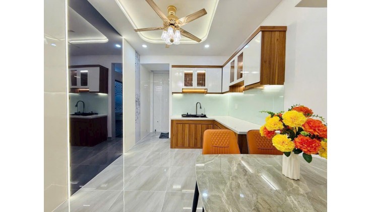 NHÀ MỚI Ở NGAY -  PHẠM VĂN CHIÊU - P14 GÒ VẤP  - 40M2 - 2 TẦNG - NHỈN 4 TỶ