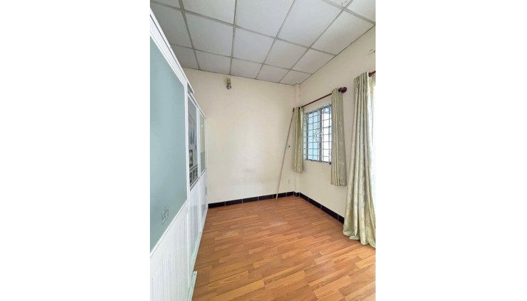 NHÀ NHỎ ĐẸP. KHU HIẾM NHÀ BÁN TT LINH TRUNG 2.99 TỶ.