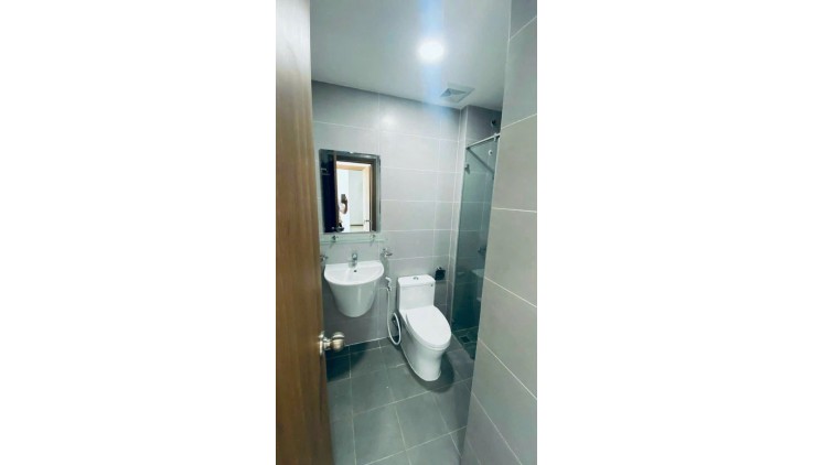 NHÀ ĐẸP 3 TẦNG 3PN. TT LINH CHIỂU SẦM UẤT NHẤT TP THỦ ĐỨC. 2.25TY. TL.