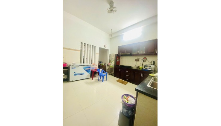 BÁN NHÀ NGUYỄN SUÝ TÂN PHÚ- 4.2m x 20m, HXH SÁT MẶT TIỀN- CHỈ 9.5 TỶ