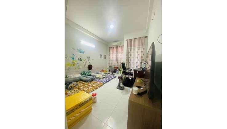 BÁN NHÀ NGUYỄN SUÝ TÂN PHÚ- 4.2m x 20m, HXH SÁT MẶT TIỀN- CHỈ 9.5 TỶ