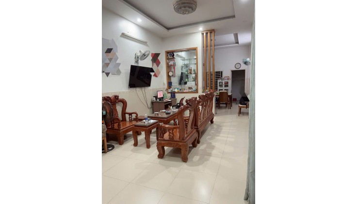 Chính Chủ Cần Bán Nhà Vị Trí Đẹp Tại xã Xuân Thới Thượng , huyện Hóc Môn, tpHCM