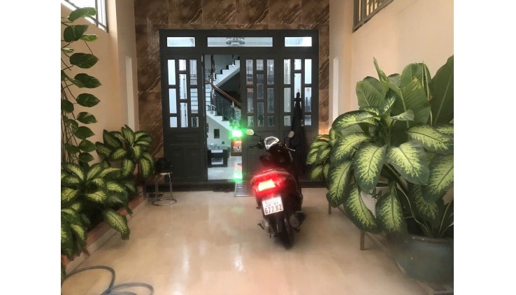HẺM XE HƠI 3 TẦNG 70M2,4PN, 4WC - PHÚ HỮU, TP THỦ ĐỨC