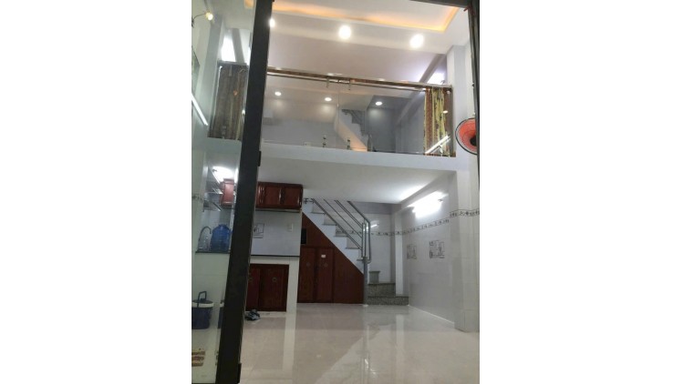 Nhà Mặt Tiền Đường Phùng Văn Cung, Quận Phú Nhuận, Giá 4.9 Tỷ