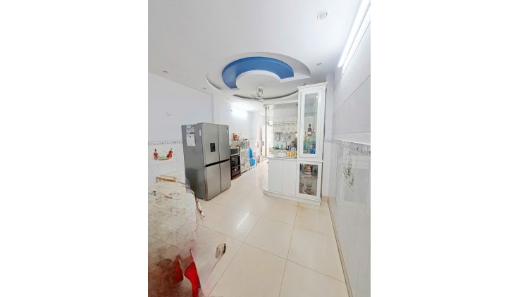 BÁN NHÀ MẶT PHỐ HIỀN VƯƠNG TÂN PHÚ 5 TẦNG DT65m2 ĐƯỜNG 30M GIÁ 12.5 TỶ TL