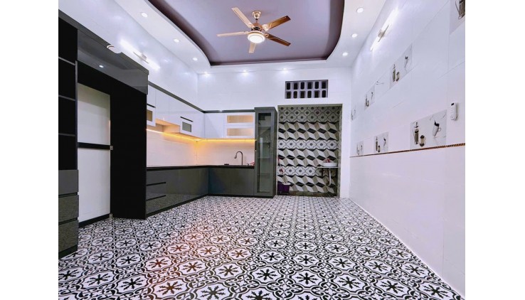 BÁN NHÀ HẺM 4M KONH DƯƠNG VƯƠNG P13 Q6- DT 72M2, 4.1m x 17.5m, GIÁ 7.48 TỶ