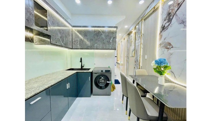 Bán nhà 2 tầng, 31m², 3.92 tỷ, Gò Vấp, Nguyễn Văn Khối