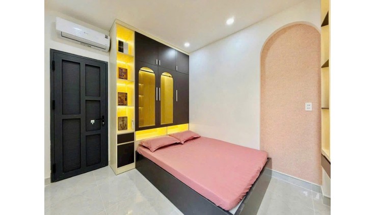 Bán nhà 2 tầng, 31m², 3.92 tỷ, Gò Vấp, Nguyễn Văn Khối